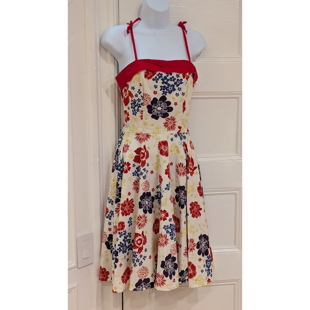 Womens "Pinup Girl" PINUP COUTURE Red Floral Valentine SZ S Vintage Style Dress